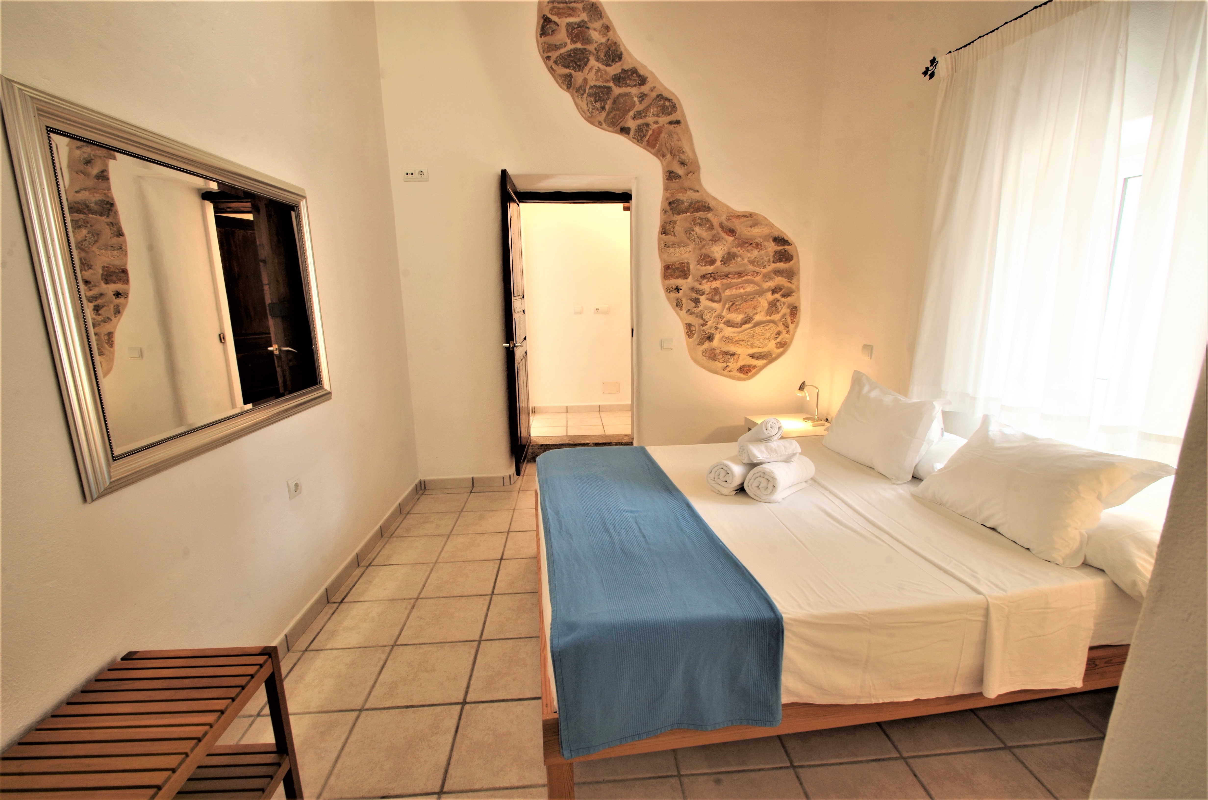 Ibiza rental villa rv collexion 2022 finca san jose verg family bedroom double blue.jpg
